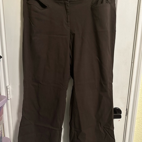 Lane Bryant Right Fit (Blue Circle) Brown or Black Slacks Size 4 & 5 (20 or 22) - Picture 2 of 12